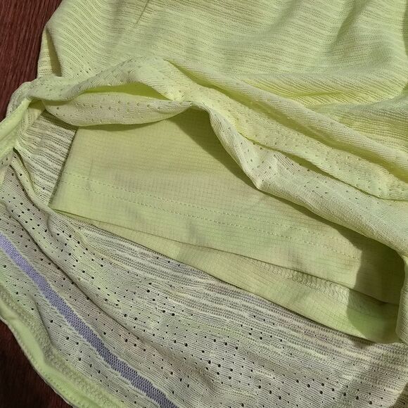Nike Running Division Pinnacle Racing Shorts Men's XL Volt Black  DA1294 736 New - Picture 13 of 13